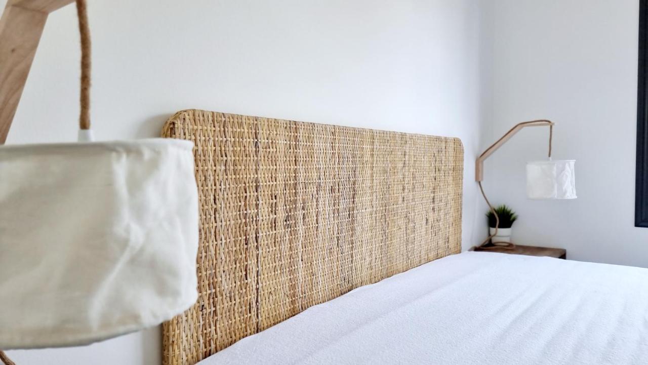 Apartamento diseño con jardín privado a 100 metros del mar Torredembarra Exterior foto